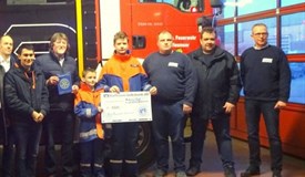 Spendenübergabe für die Jugendfeuerwehr Wiesmoor